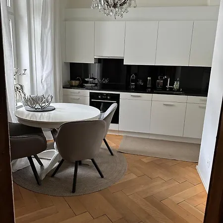 Haid Promenade 54 *